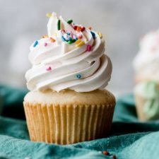 Perfect Swiss Meringue Buttercream Recipe Guide